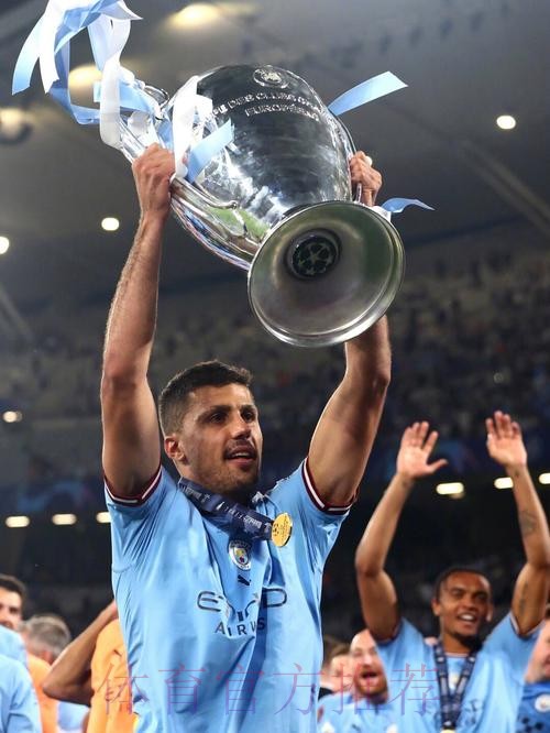 安帅:本泽马不会踢巴萨 有能力在没他的时候赢球 安帅:本泽马不会踢巴萨 有能力在没他的时候赢球