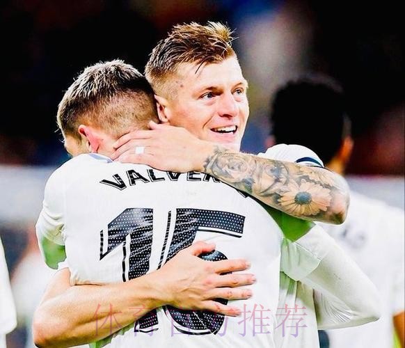 阿斯：克罗斯和巴尔韦德出战利物浦存疑